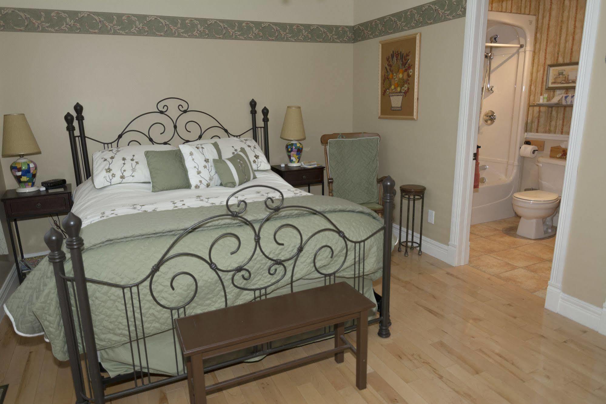 Saint-Basile Au Nidaigle Bed & Breakfast エクステリア 写真